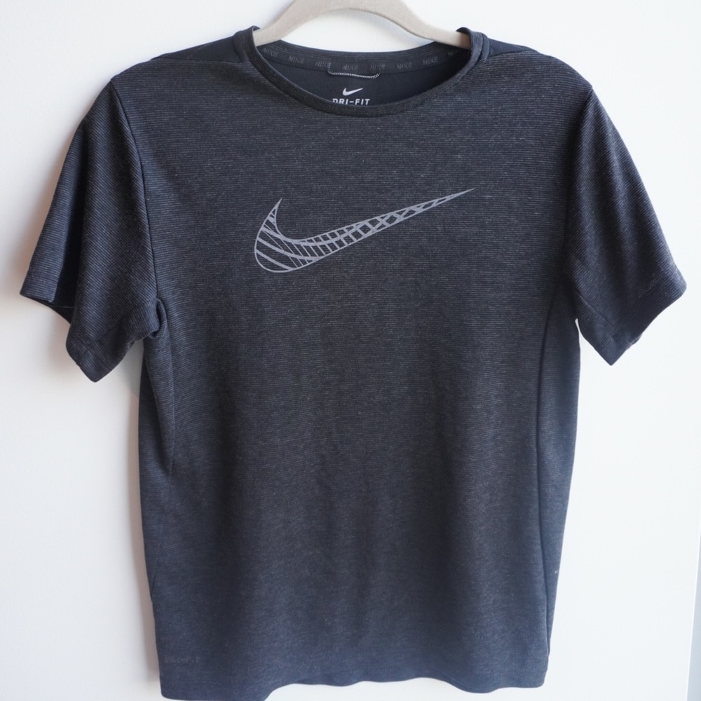 Nike Dri-Fit Tshirt, Gray, Youth XL, Great condition